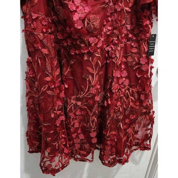 NEW Torrid Women's Textured Floral Mesh Puff Short Sleeve Dress Red Plus Size 20 - Picture 5 of 12
